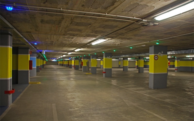 Aparcamientos en Estación de San Bernardo. Sevilla